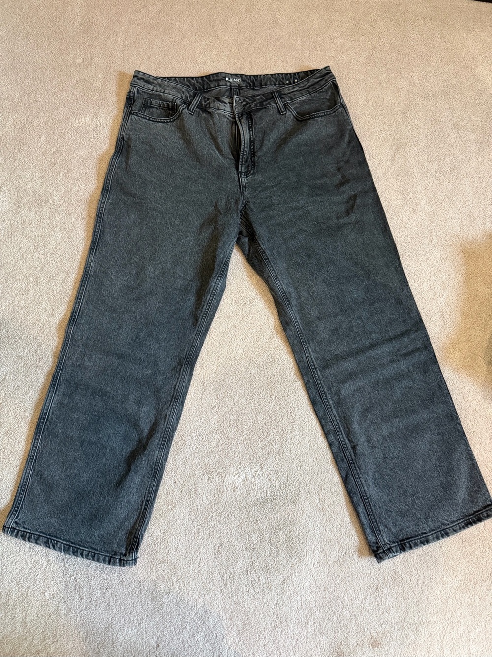 Reitmans- Straight-Leg High-Rise Jean - Petite